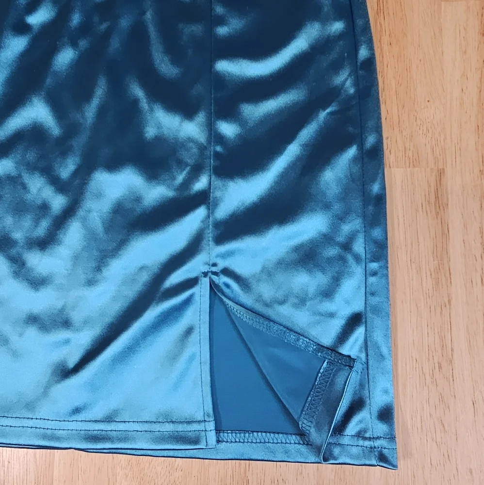 Blue Metallic Skirt - Picture 2 of 7
